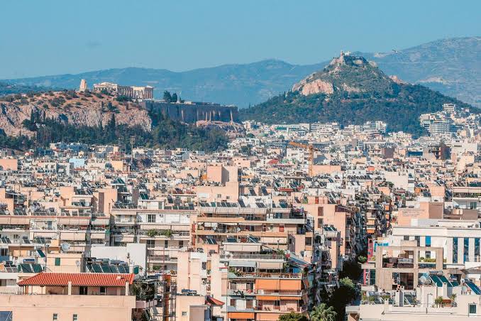 Με βαριά πρόστιμα έως 10.000 ευρώ κινδυνεύουν ιδιοκτήτες και ενοικιαστές – Αυτή είναι η ρύθμιση Χρυσοχοΐδη για τις πολυκατοικίες 1 images 1 8