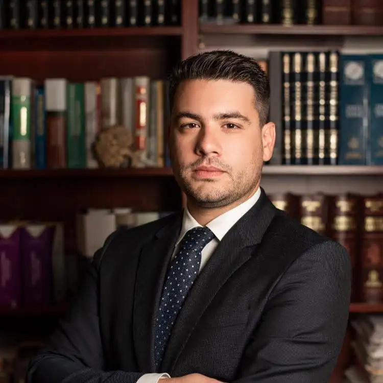 Άγριο επεισόδιο στην Εθνική Οδό: Φορτηγατζής ξυλοφόρτωσε οδηγό αυτοκινήτου – Νόμιζε ότι του έκλεινε τον δρόμο 2 kremiadis
