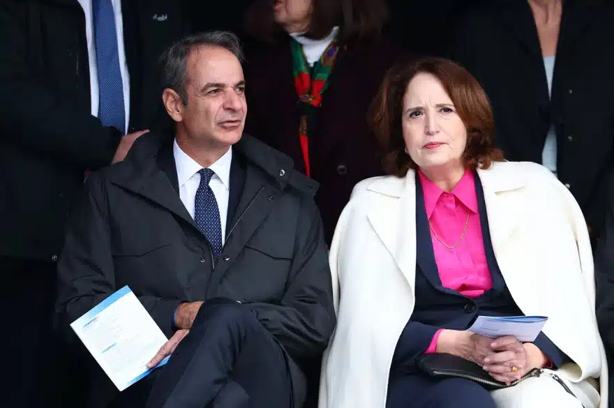 Συγκινεί ο πιλότος του μαχητικού F16 της ομάδας «ΖΕΥΣ» για την 28η Οκτωβρίου - Τι είπε για τους Έλληνες και την Ελλάδα 31 parelasi thessaloniki 5