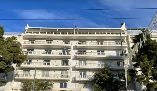 Σωστό παλάτι: Το ρετιρέ στο κέντρο που έζησε η Άννα Μαρία μια ζωή με τον τέως βασιλιά Κωνσταντίνο 2 spiti basilia.jpg