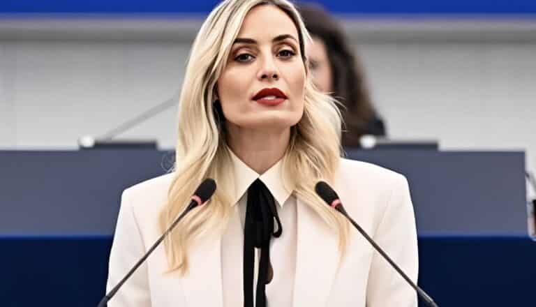 Όλοι σήμερα μιλάνε για την Ελεονώρα Μελέτη – Είπε για τους εργοδότες και τους εργαζόμενους αυτά που δεν περίμενε κανείς και προκάλεσε σάλο