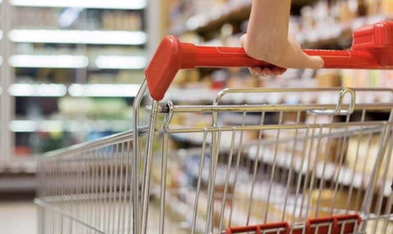 Κατασχέθηκαν και καταστράφηκαν δημοφιλή γλυκά από πασίγνωστο σούπερ μάρκετ στην Ελλάδα