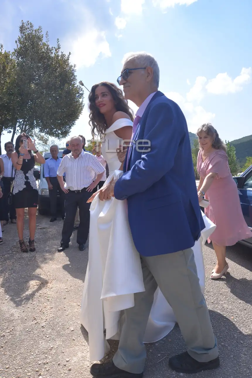 Ανείπωτο πένθος για την Κατερίνα Στικούδη: Πέθανε ο πατέρας της – Πώς έμαθε για τον θάνατό του 3 stikoudi7