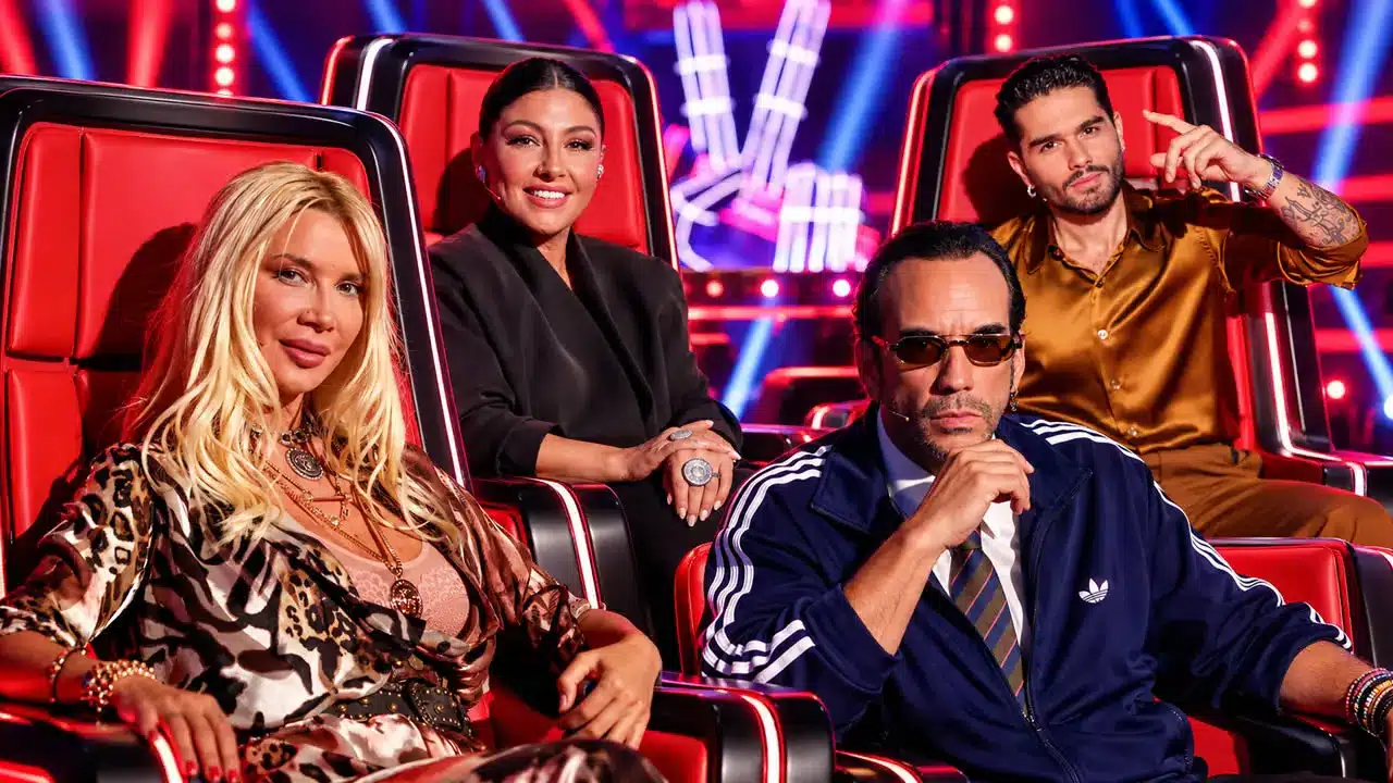 Άρχισαν τα όργανα στο The Voice: Βαρύ παρασκήνιο με Πάολα και Έλενα Παπαρίζου 3 the voice 3