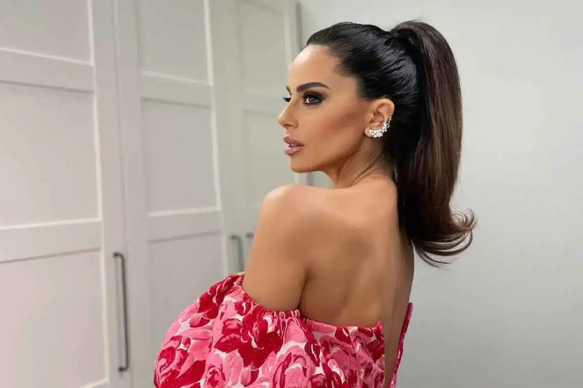 tina messaropoulou zina koutselini syggnomi 2