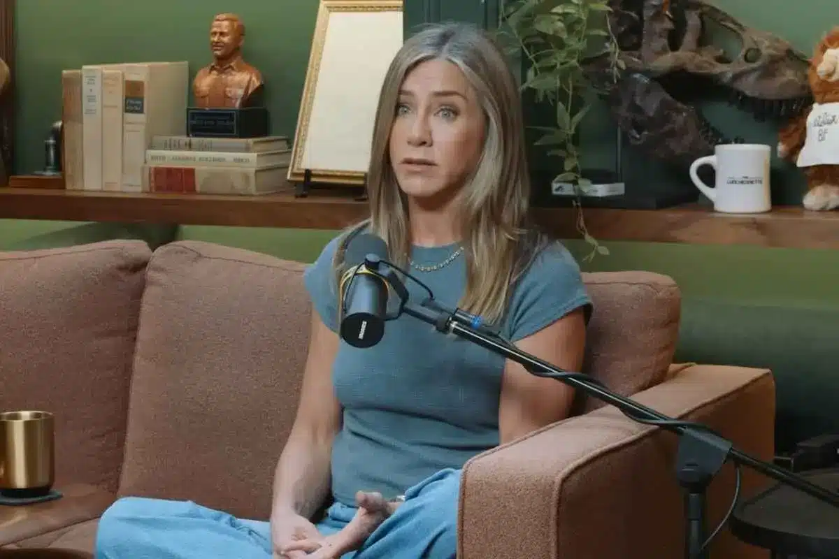 tzenifer aniston jim curtis ellinikes rizes 4