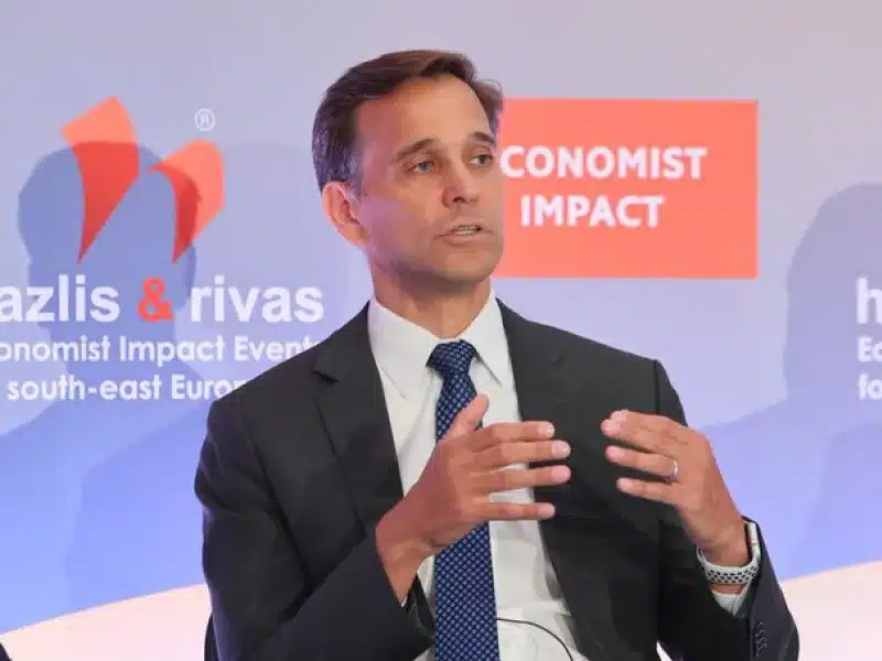 Ποιος είναι ο Τζος Χακ που αναμένεται να αναλάβει προσωρινά επικεφαλής της αμερικανικής πρεσβείας στην Αθήνα 1 whatsapp image 2026 10 13 at 7.27.35 pm.jpeg